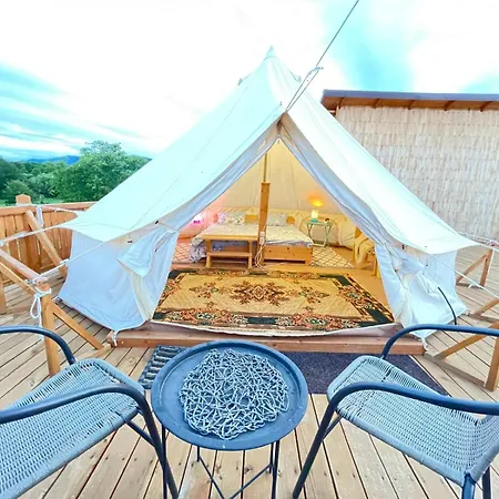 Glamping Agapescu Luxe tent *